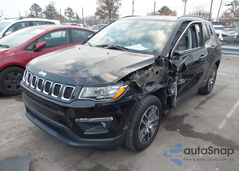2019 Jeep Compass Sun And Wheel Fwd z USA, uszkodzony, nr VIN 3C4NJCBB5KT692653